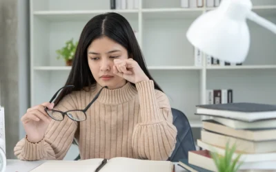 Gritty Eyes: Causes & Treatments