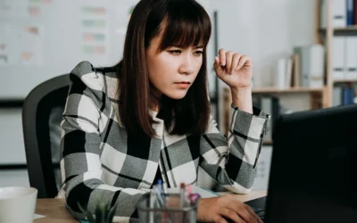 Can Specialty Lenses Help If I Struggle with Blurry or Fluctuating Vision?